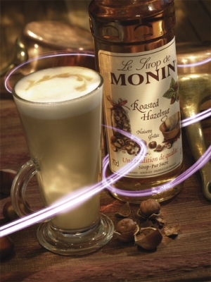 MONIN Roasted Hazelnut syrup ambiant